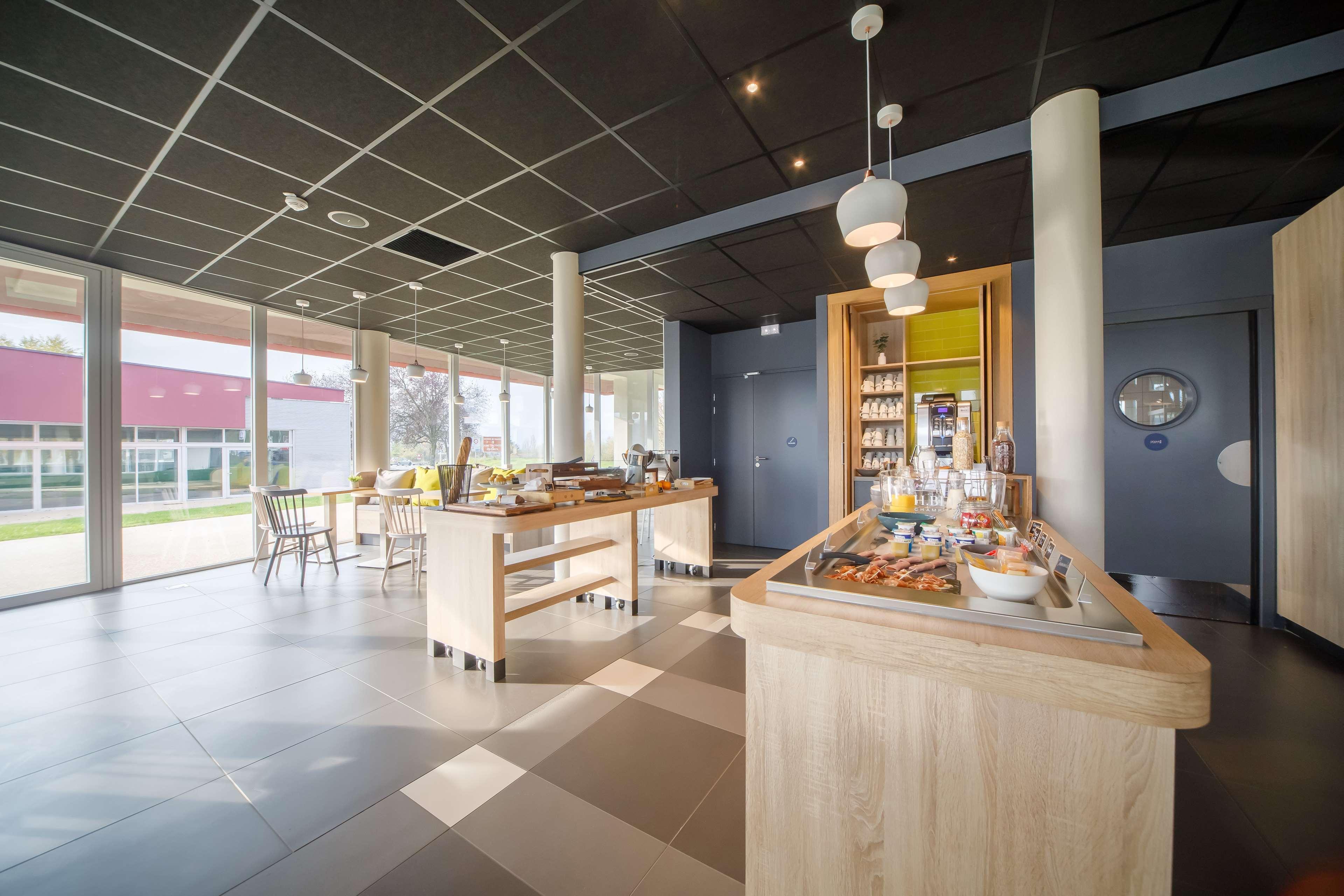 Campanile Findrol Annemasse Savoie Leman Hotel Fillinges Buitenkant foto